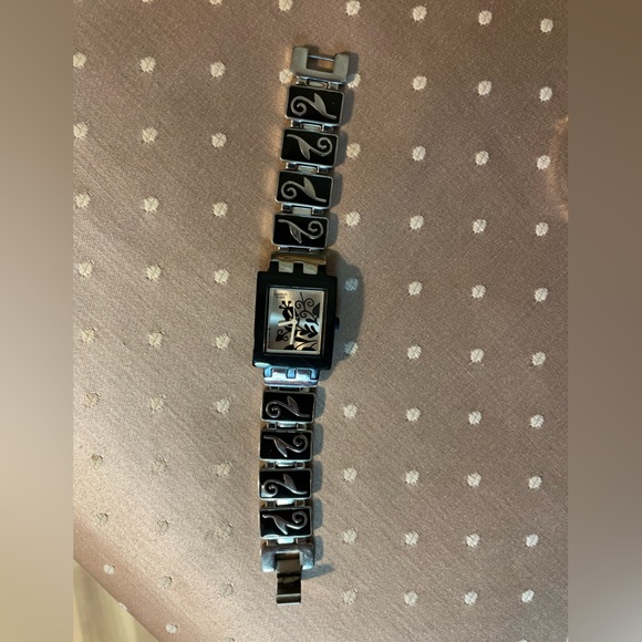 OOPS 👀Swatch Watch AG 2004 stainless steel enamel analog rectangular face - Picture 3 of 13